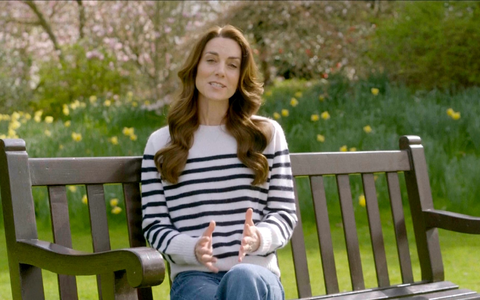 Prinzessin Kate hat ihre Krebsdiagnose in einer sehr persönlichen Videobotschaft öffentlich gemacht. - Foto: Uncredited/AP/dpa