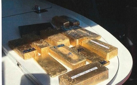 ZOLL-F: Auf den Gold-Zahn gefühlt - Zollfahndung Frankfurt und Landeskriminalamt Rheinland-Pfalz ermitteln gegen mutmaßliche Geldwäscher - Foto: presseportal.de