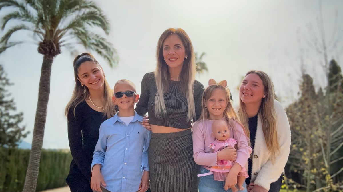 Willkommen bei RTLZWEI: Danni Büchner bekommt mit ihren Kindern eine Familien-Doku - Foto: presseportal.de