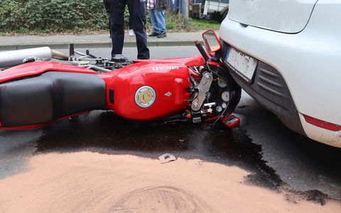 POL-HF: Verkehrsunfall mit verletztem Motorradfahrer- Beteiligter übersieht Bremsvorgang - Foto: presseportal.de