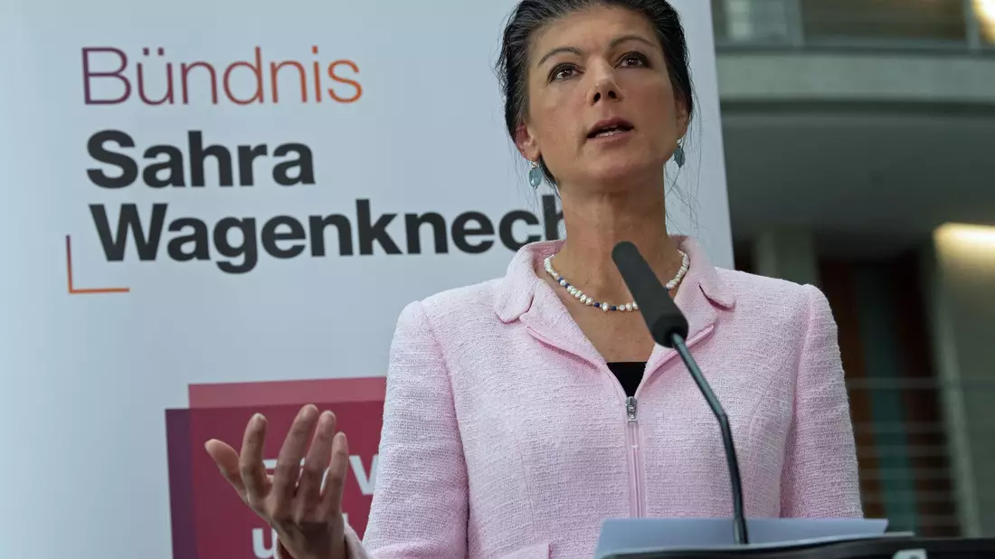 Sahra Wagenknecht im Bundestag - bundesweit steht das BSW bei etwa fünf Prozent. - Bild: Jonathan Penschek/dpa
