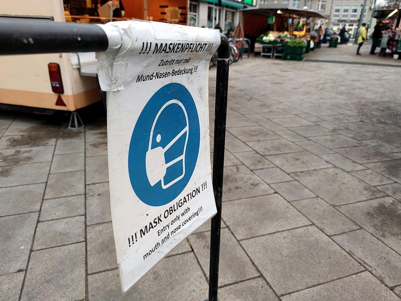 Maskenpflicht auf einem Wochenmarkt (Archiv) - Foto: über dts Nachrichtenagentur