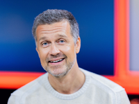 Schauspieler Wayne Carpendale erkennt Parallelen zwischen Dating und Reiten. - Foto: Rolf Vennenbernd/dpa