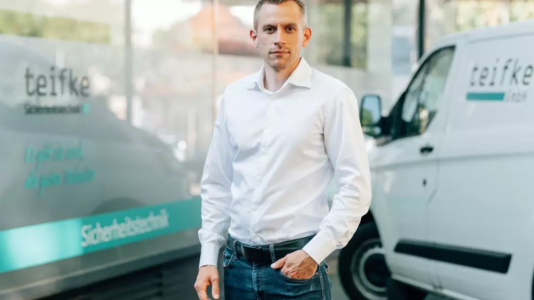 Adrian Teifke von der Teifke GmbH: Wie er nachhaltig für Sicherheit im Eigenheim sorgt - Bild: presseportal.de