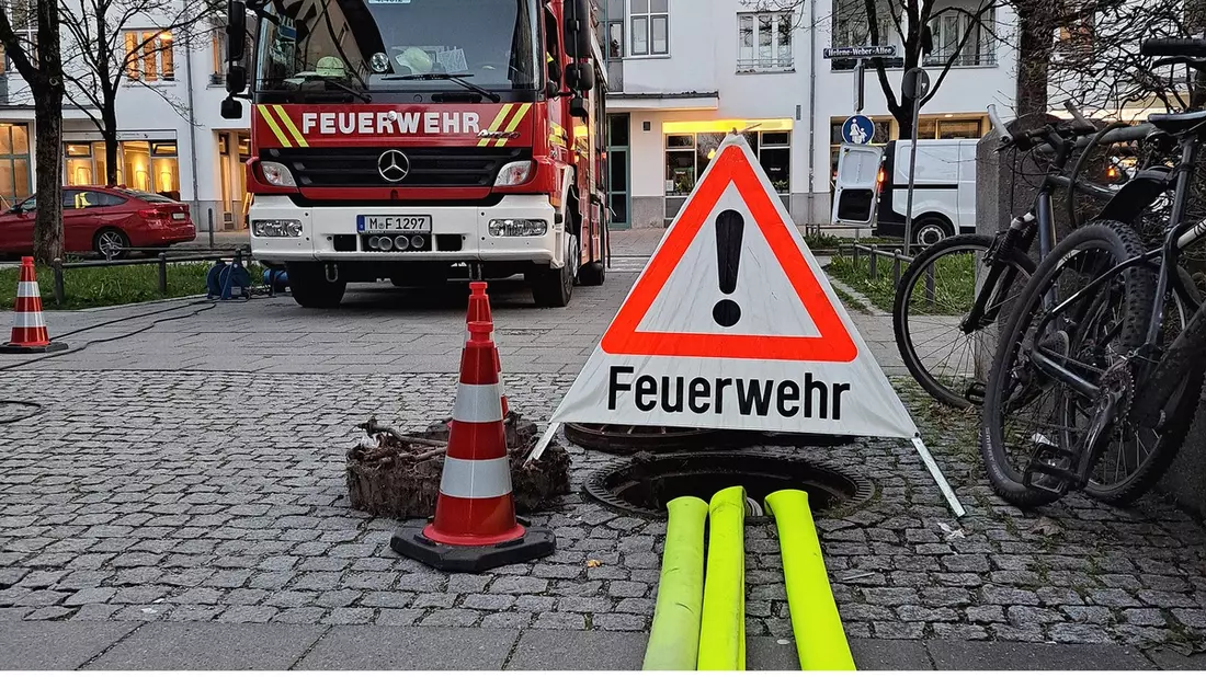 FW-M: Massiver Wassereinbruch (Neuhausen-Nymphenburg) - Bild: presseportal.de