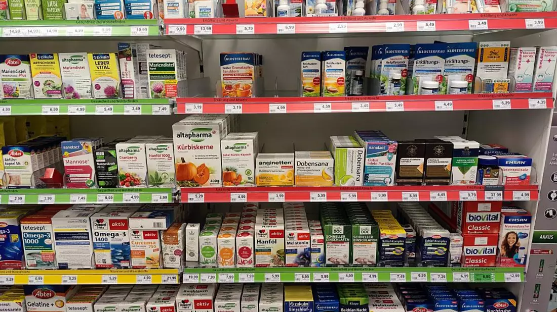 Medikamente in einer Drogerie (Archiv) - Bild: über dts Nachrichtenagentur