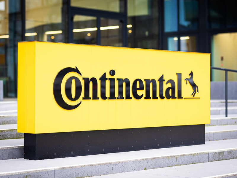 Continental steht vor der Aufspaltung – der Konzern aus Hannover will sich von seiner Autozuliefersparte und seiner Kunststofftechniksparte trennen. (Archivbild) - Foto: Moritz Frankenberg/dpa