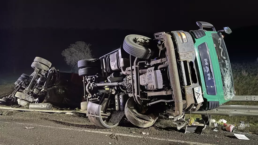 POL-PDTR: LKW-Unfall auf Bundesstraße 41 - Bild: presseportal.de