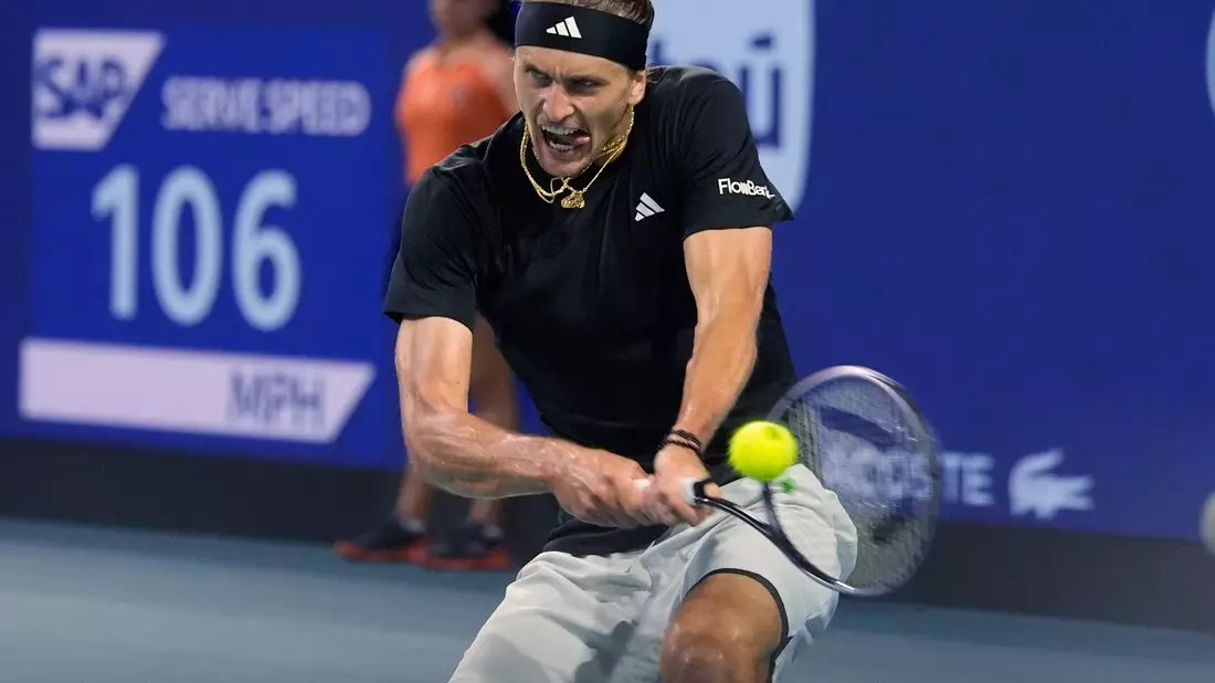 Alexander Zverev reagiert auf einen verpassten Punkt. - Bild: Marta Lavandier/AP