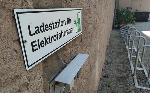 Ladestation für Elektrofahrräder (Archiv) - Foto: über dts Nachrichtenagentur