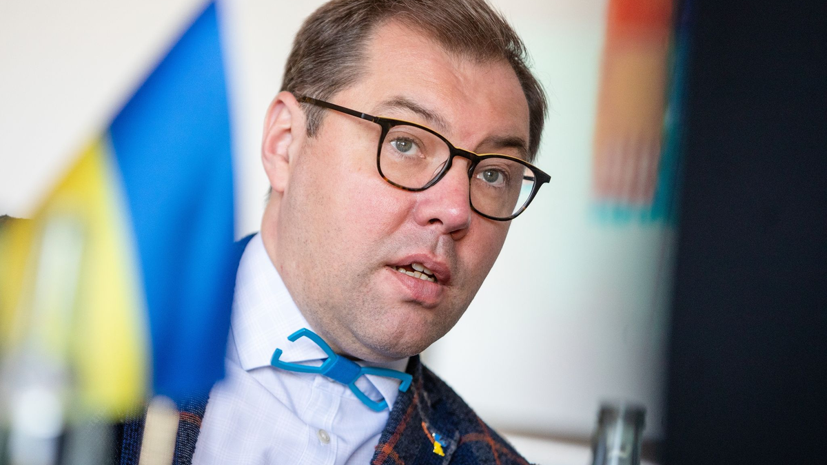 Sieht keinen Grund für Misstrauen gegenüber seinem Land: Oleksii Makeiev. - Foto: Christoph Schmidt/dpa