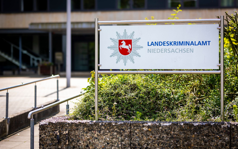 Das LKA Niedersachsen ist seit 2015 mit Zielfahndern auf der Suche nach den Ex-RAF-Terroristen. - Foto: Moritz Frankenberg/dpa Das LKA Niedersachsen ist seit 2015 mit Zielfahndern auf der Suche nach den Ex-RAF-Terroristen. - Foto: Moritz Frankenberg/dpa