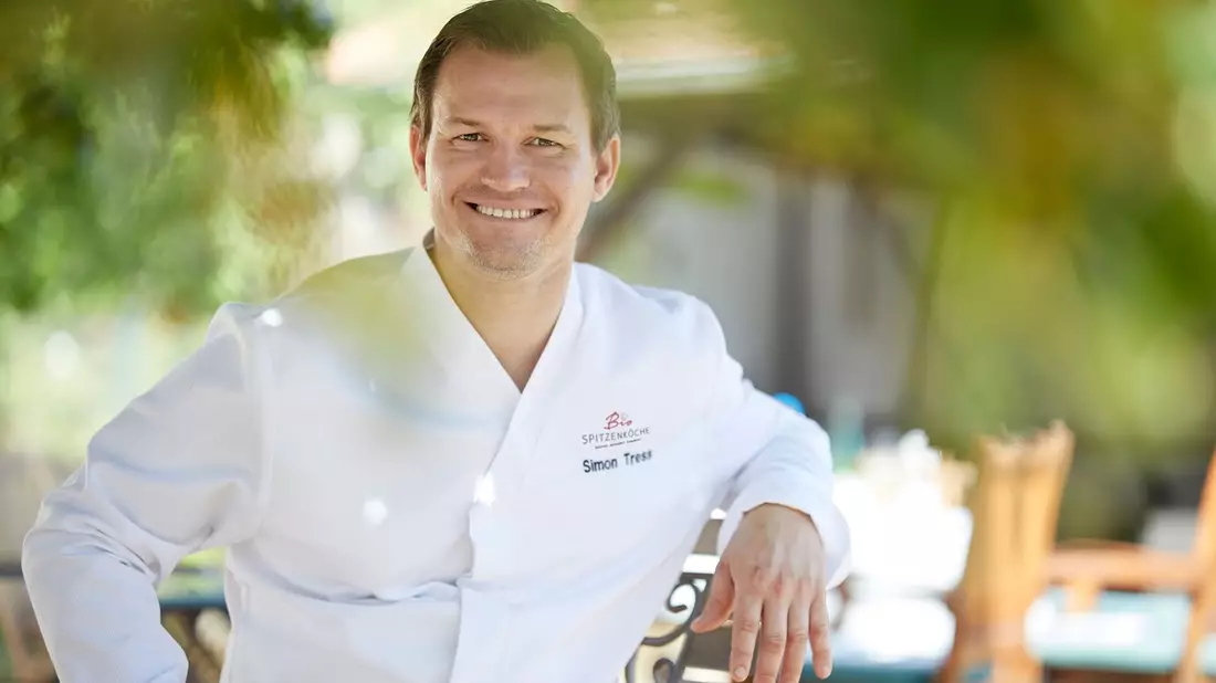 Michelin Sterne: erstes Bio-Fine-Dining-Sternerestaurant in Deutschland / Ein roter und fünf grüne Michelin Sterne für die Vereinigung der BIOSpitzenköche - Bild: presseportal.de