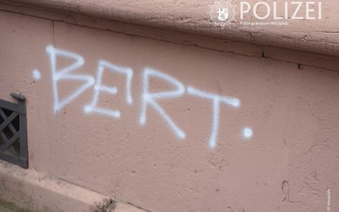 POL-PPWP: Schmierfinken unterwegs - Foto: presseportal.de