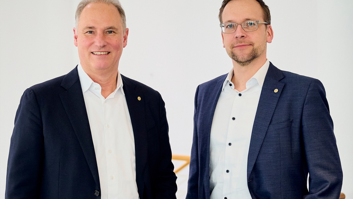 RWZ-Jahresbilanz 2023: gute Zahlen in bewegten Zeiten / Operatives Ergebnis breit abgestützt durch alle Geschäftsfelder - Foto: presseportal.de