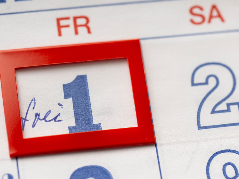 Am Freitag frei: Ist die 35-Stunden-Woche ein Zukunftsmodell? (Symbolbild) - Foto: Hendrik Schmidt/dpa