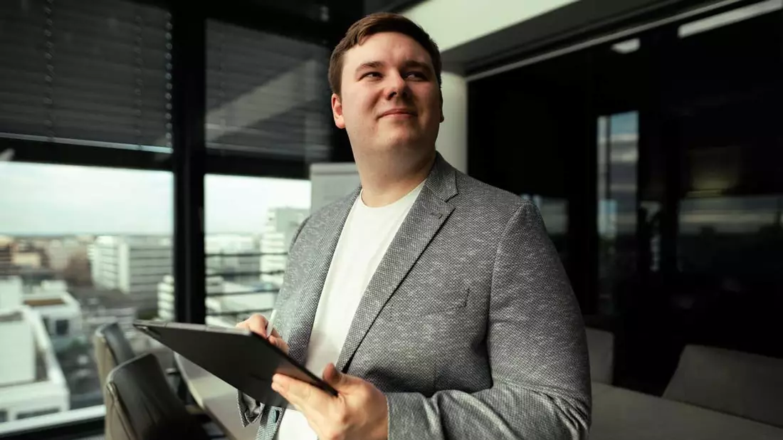 Felix Klauke von der Klauke Enterprises GmbH & Co. KG: Mehr Cybersecurity in Unternehmen - die Bedeutung der NIS2-Richtlinie - Bild: presseportal.de