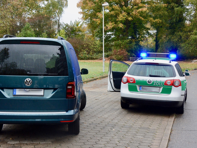 HZA-DU: Das kommt den Zöllnern spanisch vor - Zoll stellt Rauschgiftschmuggler - Foto: presseportal.de