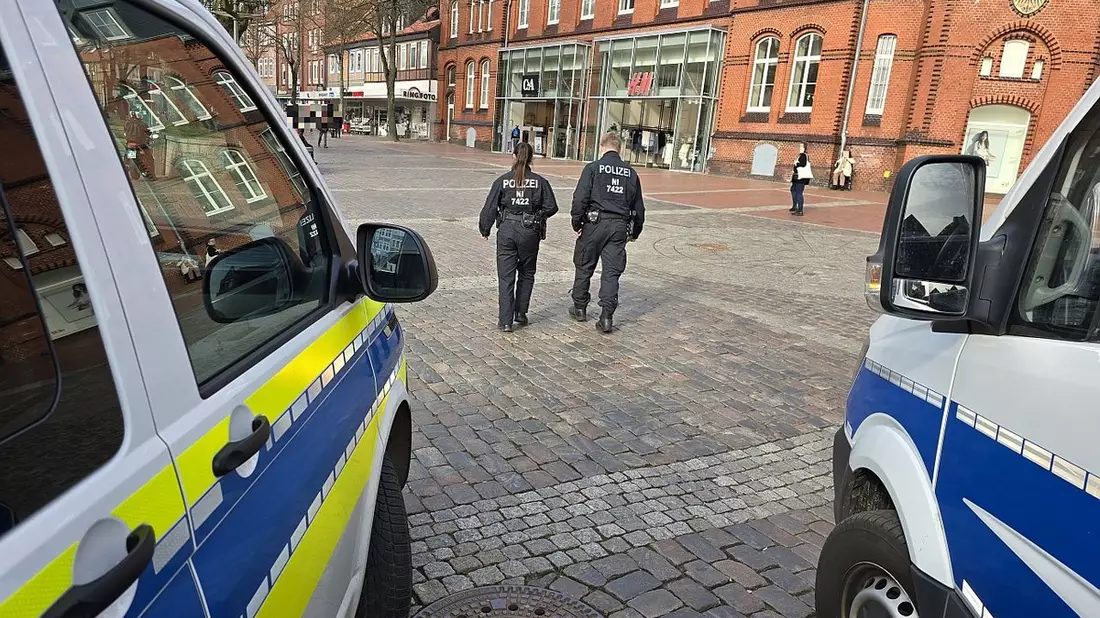 POL-STD: Tödliche Auseinandersetzung in Stade - Mordkommission hat Arbeit aufgenommen - Polizei verstärkt Streifentätigkeit - Bild: presseportal.de