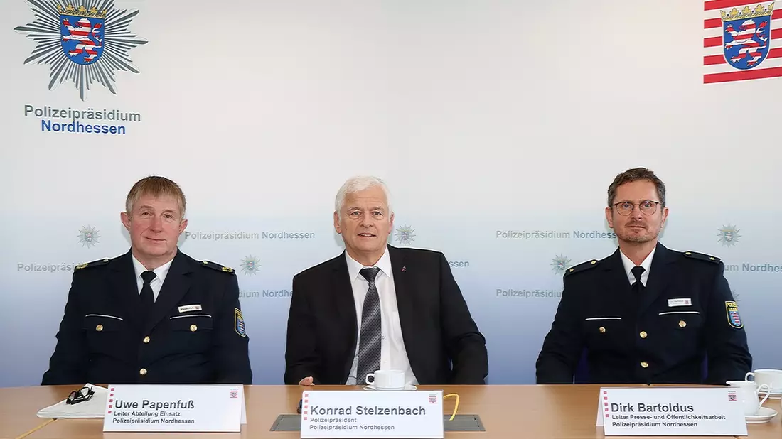 POL-KS: Polizeipräsident Konrad Stelzenbach stellt Polizeiliche Kriminalstatistik 2023 für Nordhessen mit besonderer Betrachtung von Stadt und Landkreis Kassel vor - Bild: presseportal.de