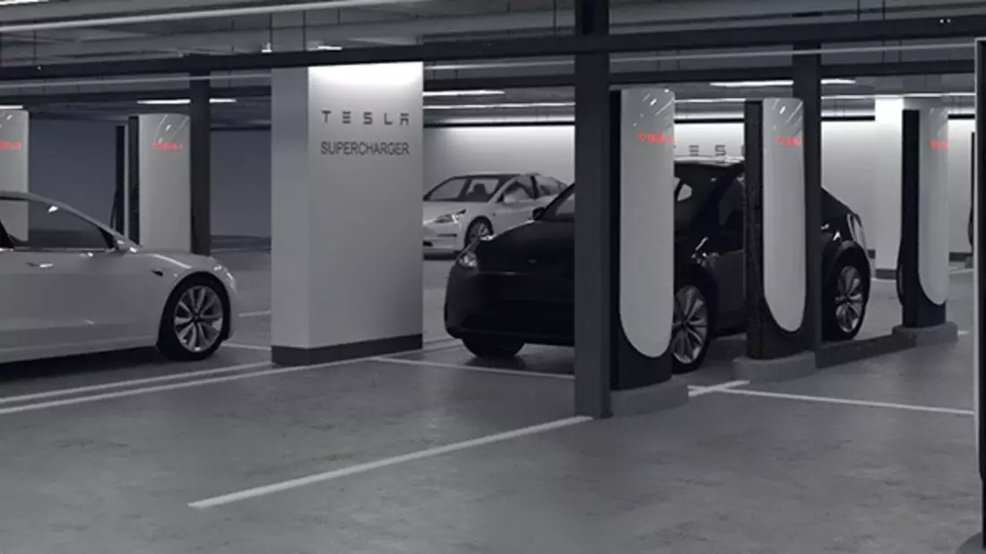 Presse-Einladung zur Eröffnung von 12 TESLA Superchargern im APCOA Parkhaus im Shoppingcenter Alexa in Berlin - Bild: presseportal.de