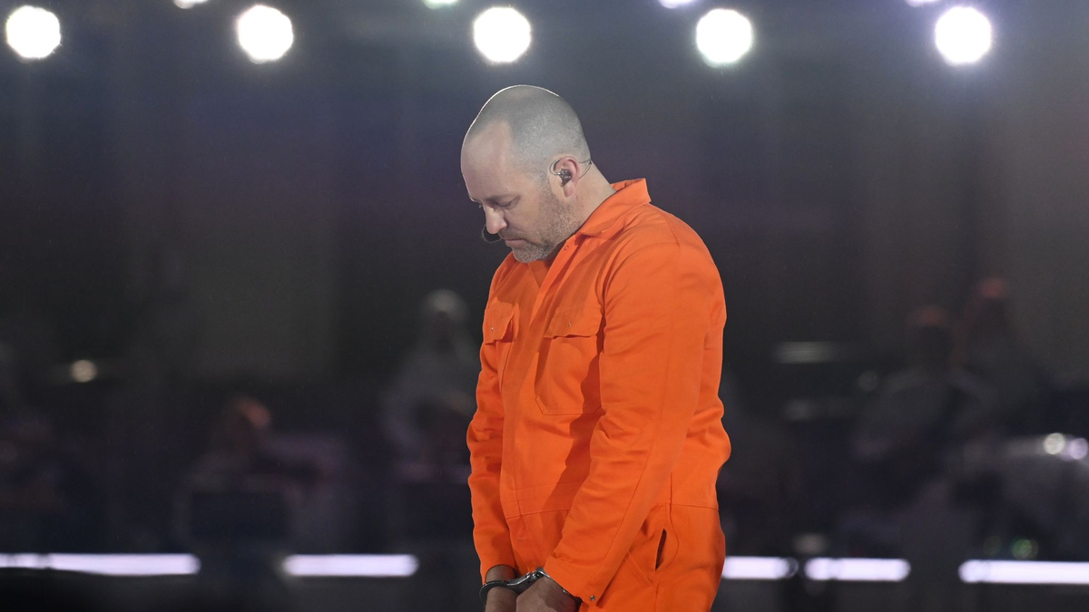 Den größten Redepart hatte Schauspieler Hannes Jaenicke, der als Erzähler durch den biblischen Stoff führte. - Foto: Swen Pförtner/dpa