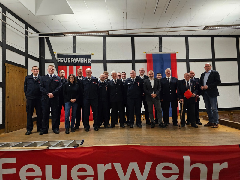 FW-AR: Hauptdienstbesprechung des Basislöschzugs 5 in Hüsten und Müschede - Foto: presseportal.de