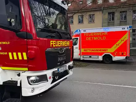 FW Lage: TH: P-klemmt - 08.12.24 - 01:39 Uhr - Foto: presseportal.de