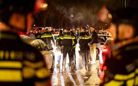 Die Polizei hat am Karfreitag vielerorts verstärkt die Autotuning-Szene kontrolliert. Am «Car-Freitag» kommt es traditionell häufig zu illegalen Autorennen oder anderen Verstößen im Straßenverkehr. - Foto: Christoph Reichwein/dpa