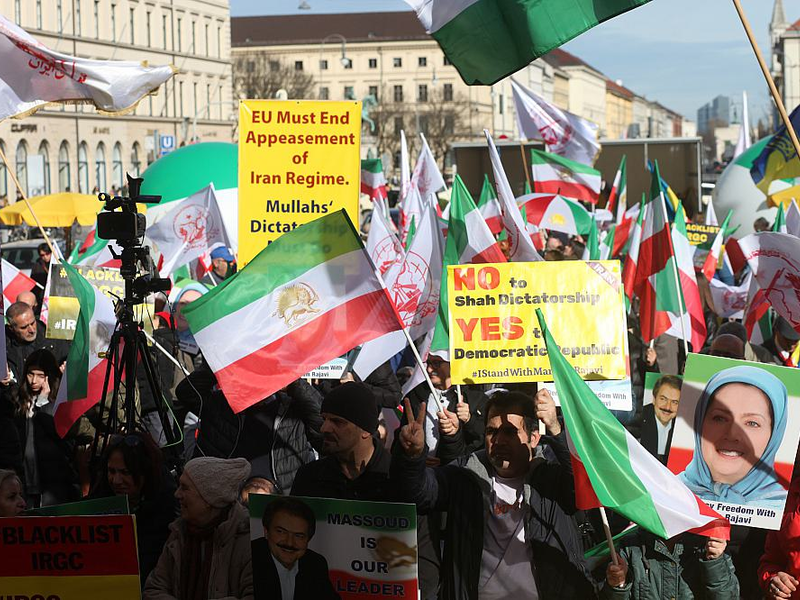 Protest gehen Iran vor Münchner Sicherheitskonferenz (Archiv) - Foto: über dts Nachrichtenagentur