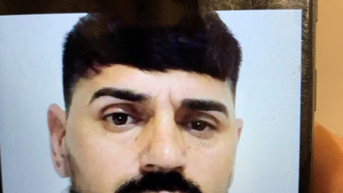 POL-SBR-BURB: Öffentlichkeitsfahndung der PI Saarbrücken-Burbach nach Herrn Valeriu VADUVA - Foto: presseportal.de