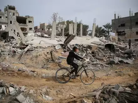 Seit Wochen vermitteln die USA, Katar und Ägypten zwischen Israel und der islamistischen Hamas, um eine Feuerpause zu erreichen. - Foto: Hatem Ali/AP/dpa