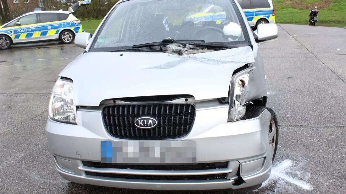 POL-COE: Dülmen, Heinrich-Leggewie-Straße/ Autos kollidieren - Bild: presseportal.de