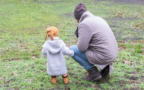 Der Höchstsatz beim Elterngeld wurde jahrelang nicht nach oben angepasst. (Symbolbild) - Foto: Marco Rauch/dpa