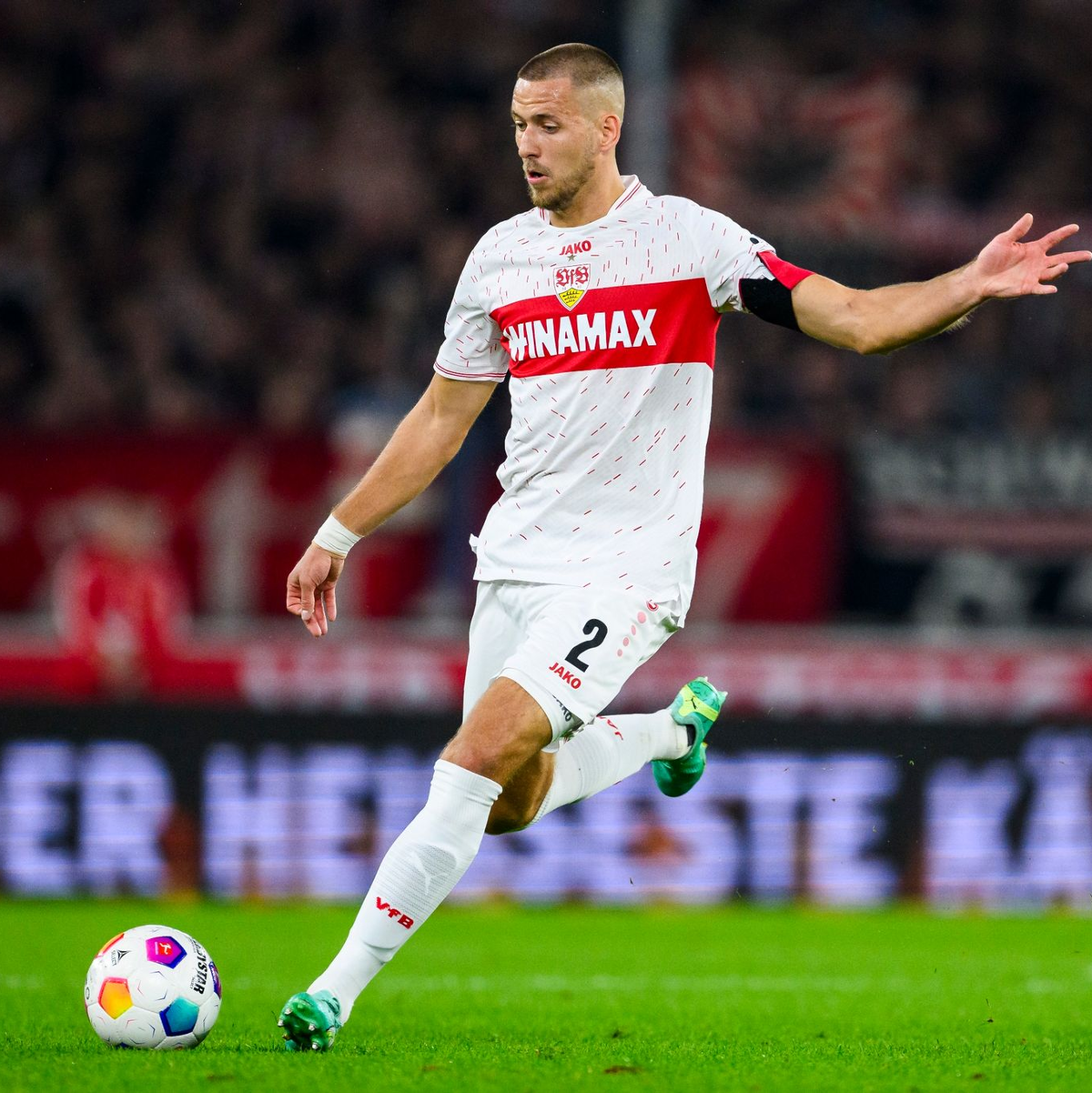 Machte zuletzt eine unglückliche Figur: Dortmunds Waldemar Anton. - Foto: Tom Weller/dpa