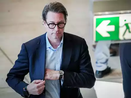 Die Berliner Staatsanwaltschaft hat Anklage gegen den ehemaligen Bundesverkehrsminister Andreas Scheuer erhoben (Archivbild). - Foto: Kay Nietfeld/dpa