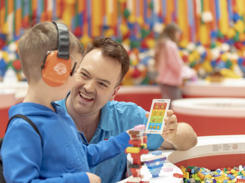 Spielerlebnisse für alle zugänglich machen: LEGO Gruppe, LEGO House und LEGO Foundation bauen Inklusionsinitiativen aus - Foto: presseportal.de