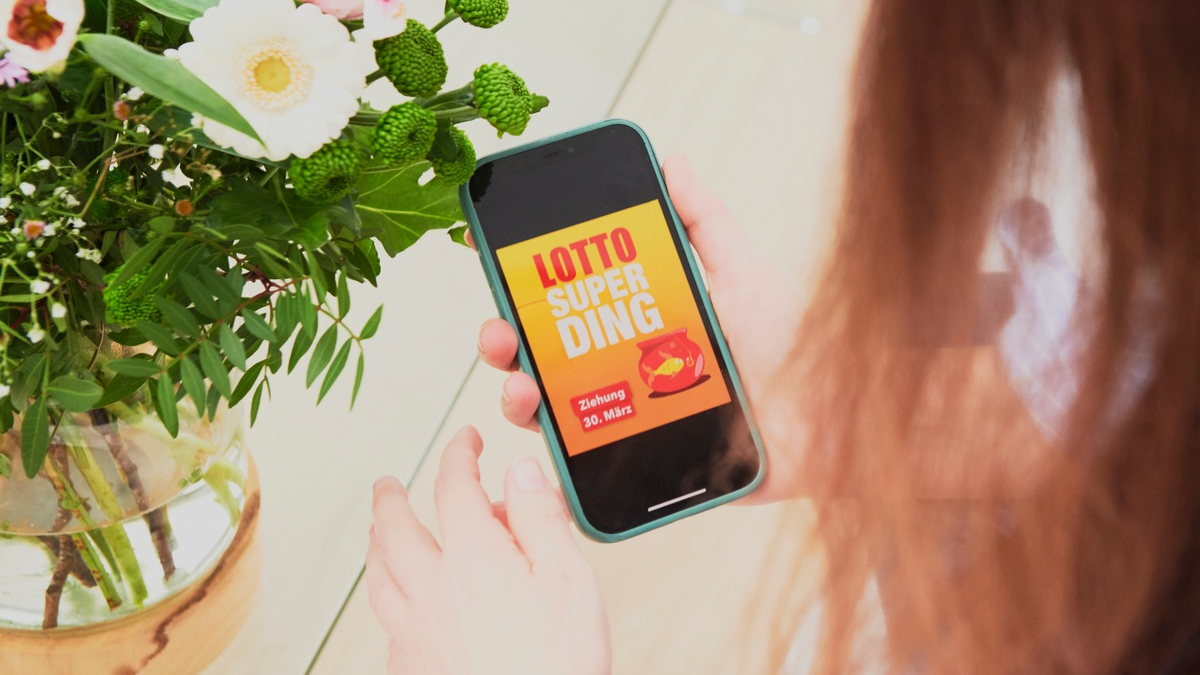 LOTTO 6aus49: Über 10 Millionen Euro zu Ostern / Jackpotgewinn mit Hilfe des Lotto-SuperDing - Foto: presseportal.de