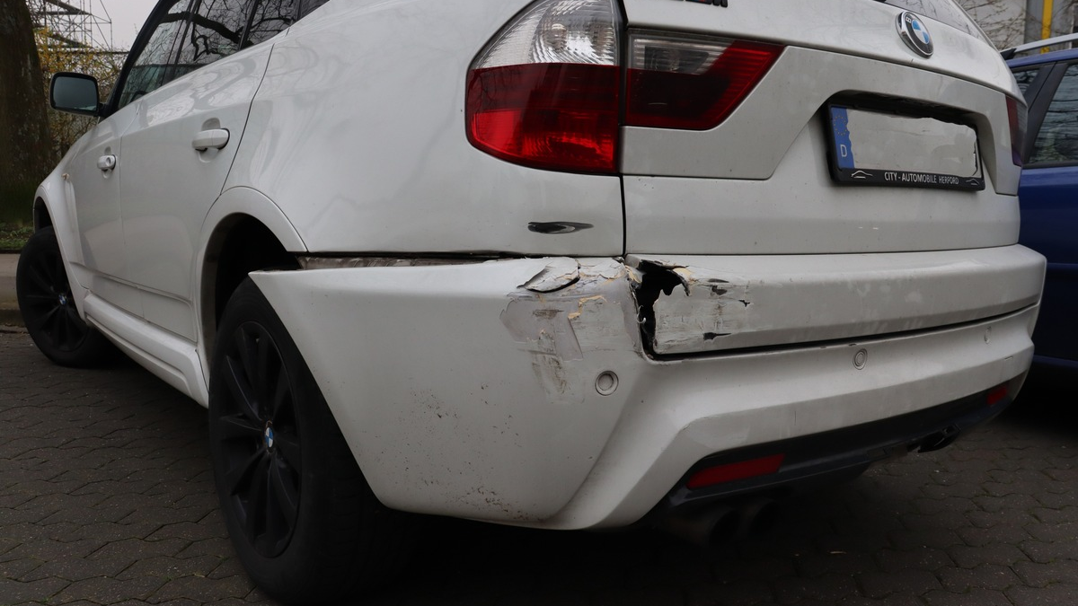 POL-HF: Unfälle an der Hansastraße- Zusammenstoß mit geparkten PKWs - Foto: presseportal.de