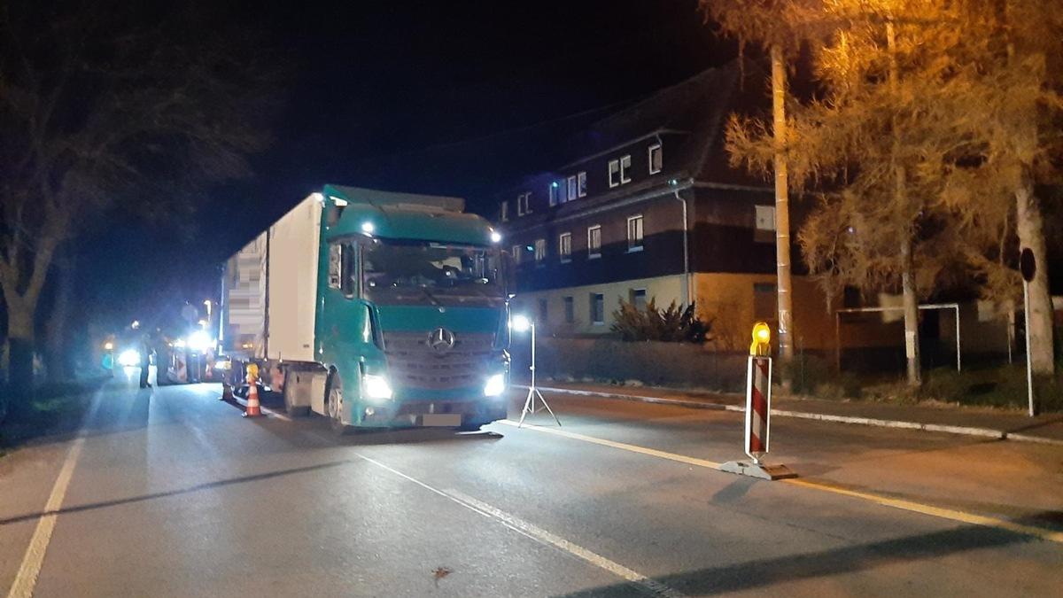 BPOLI BHL: Festnahmen nach Behältnisschleusung unter lebensbedrohlichen Umständen in Bahratal - Foto: presseportal.de