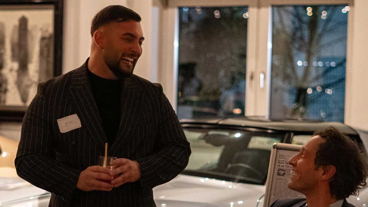 Wohltätigkeitsgala Kinderlachen e.V.: Purple Wings GmbH ermöglicht unvergesslichen Tag im Phantasialand für bedürftige Kinder - Foto: presseportal.de