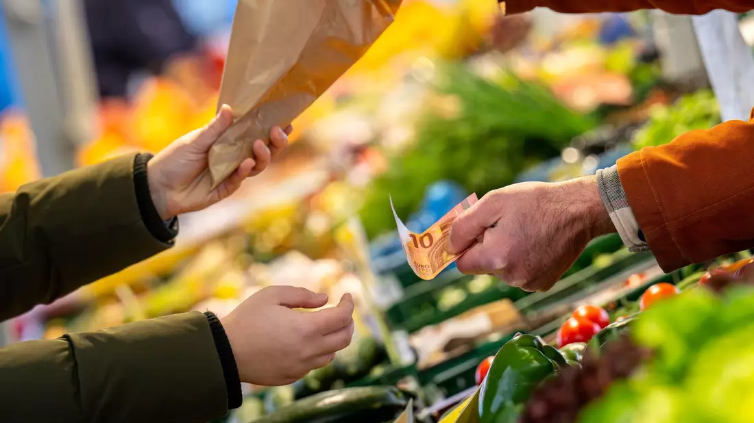 Auch in der Eurozone hat sich die Inflation abgeschwächt. - Bild: Sina Schuldt/dpa