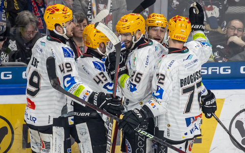 Die Fischtown Pinguins liegen in der Serie gegen Red Bull München mit 2:0 vorn. - Foto: Andreas Gora/dpa/Archivbild