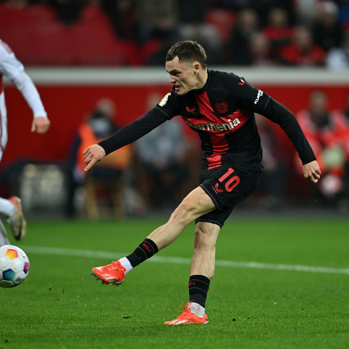 Nach dem 3:0 von Florian Wirtz war die Partie schon vor der Pause entschieden. - Foto: Marius Becker/dpa