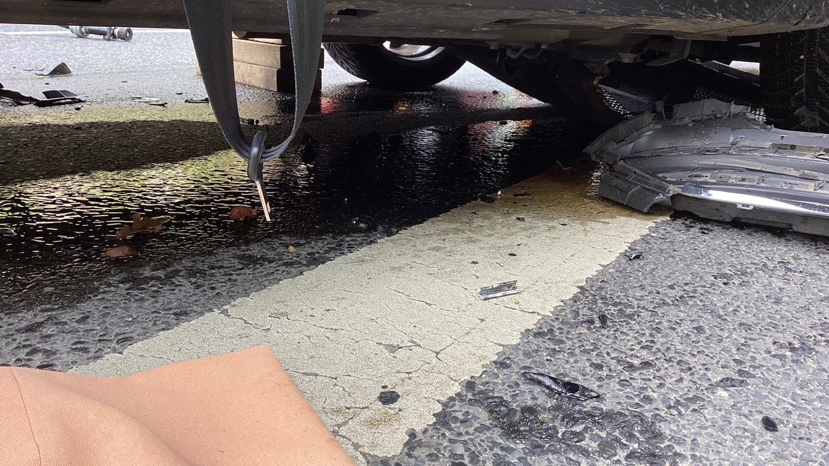 FW Dresden: Informationen zum Einsatzgeschehen von Feuerwehr und Rettungsdienst in der Landeshauptstadt Dresden vom 3. April 2024 - Foto: presseportal.de