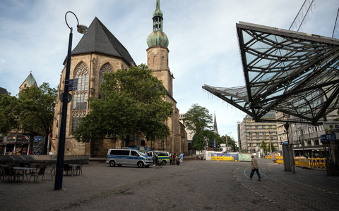 In der Nähe der Reinoldikirche kam es zu einem tragischen Polizei-Einsatz. - Foto: Bernd Thissen/dpa In der Nähe der Reinoldikirche kam es zu einem tragischen Polizei-Einsatz. - Foto: Bernd Thissen/dpa
