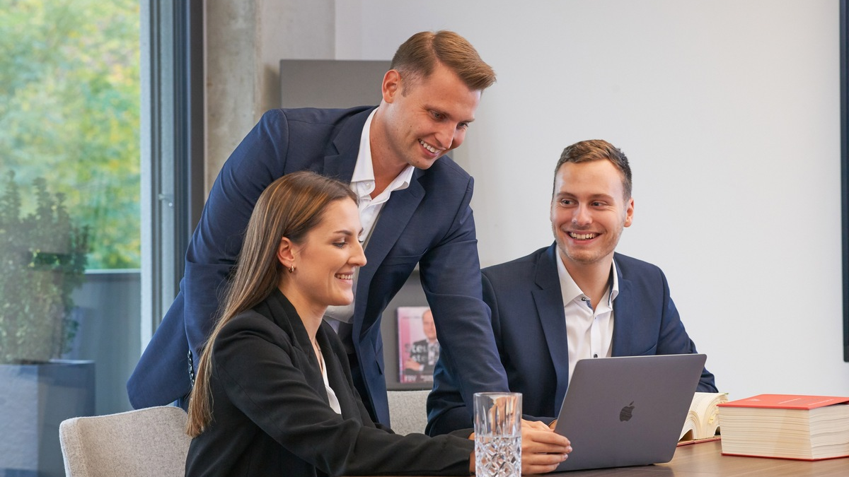 David Kasper: Warum es sich für einen Unternehmer lohnt, über eine GmbH nachzudenken - Foto: presseportal.de