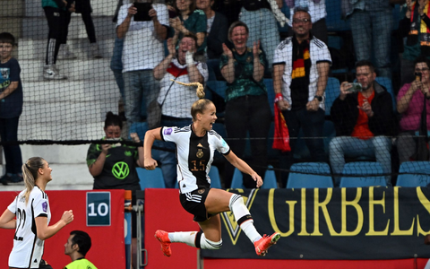 Giulia Gwinn wird die DFB-Elf gegen Österreich als Kapitänin anführen. - Foto: Federico Gambarini/dpa