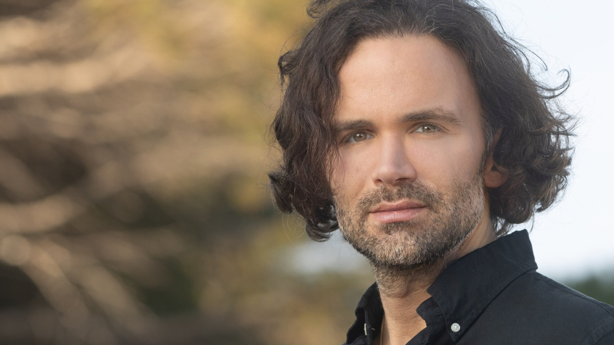 Hilfe, ist mein Kollege ein Narzisst? Psychologischer Psychotherapeut und Business Coach Valentin Haas klärt auf - das sind die Anzeichen narzisstischen Verhaltens im Beruf und so geht man damit um - Foto: presseportal.de