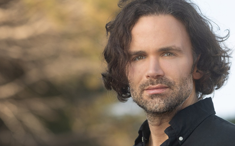 Hilfe, ist mein Kollege ein Narzisst? Psychologischer Psychotherapeut und Business Coach Valentin Haas klärt auf - das sind die Anzeichen narzisstischen Verhaltens im Beruf und so geht man damit um - Foto: presseportal.de